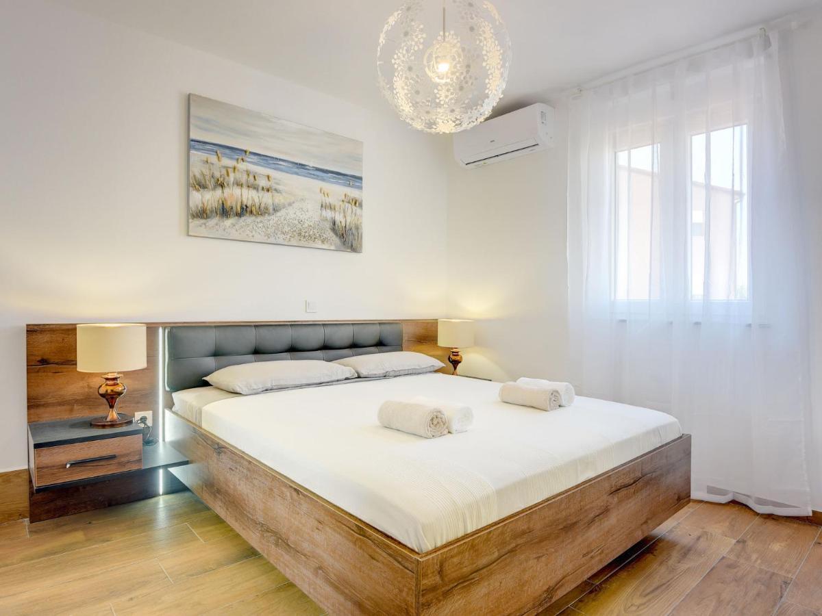 Villa Noemi Ližnjan Esterno foto