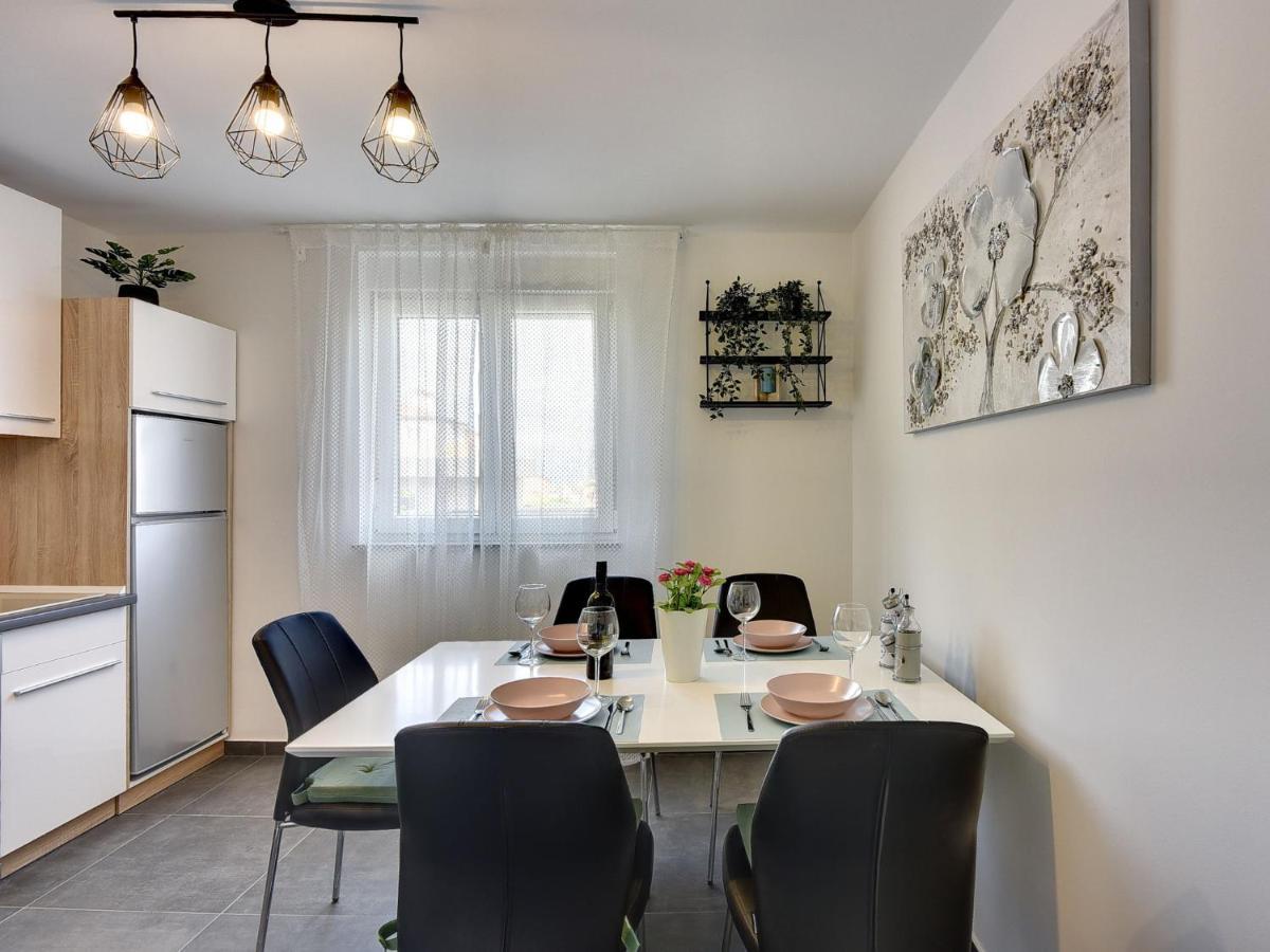 Villa Noemi Ližnjan Esterno foto